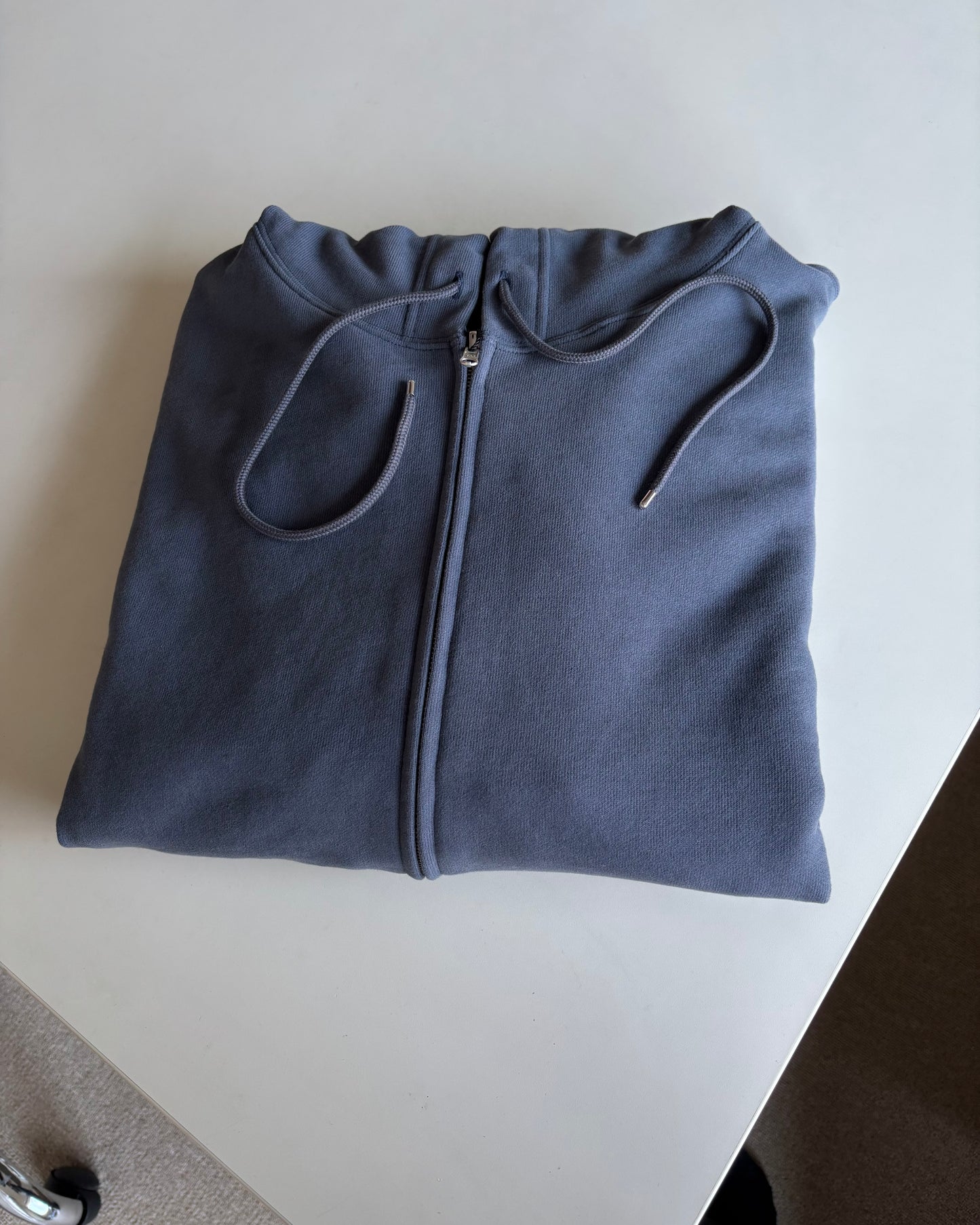 CLASSIC ZIP HOODIE