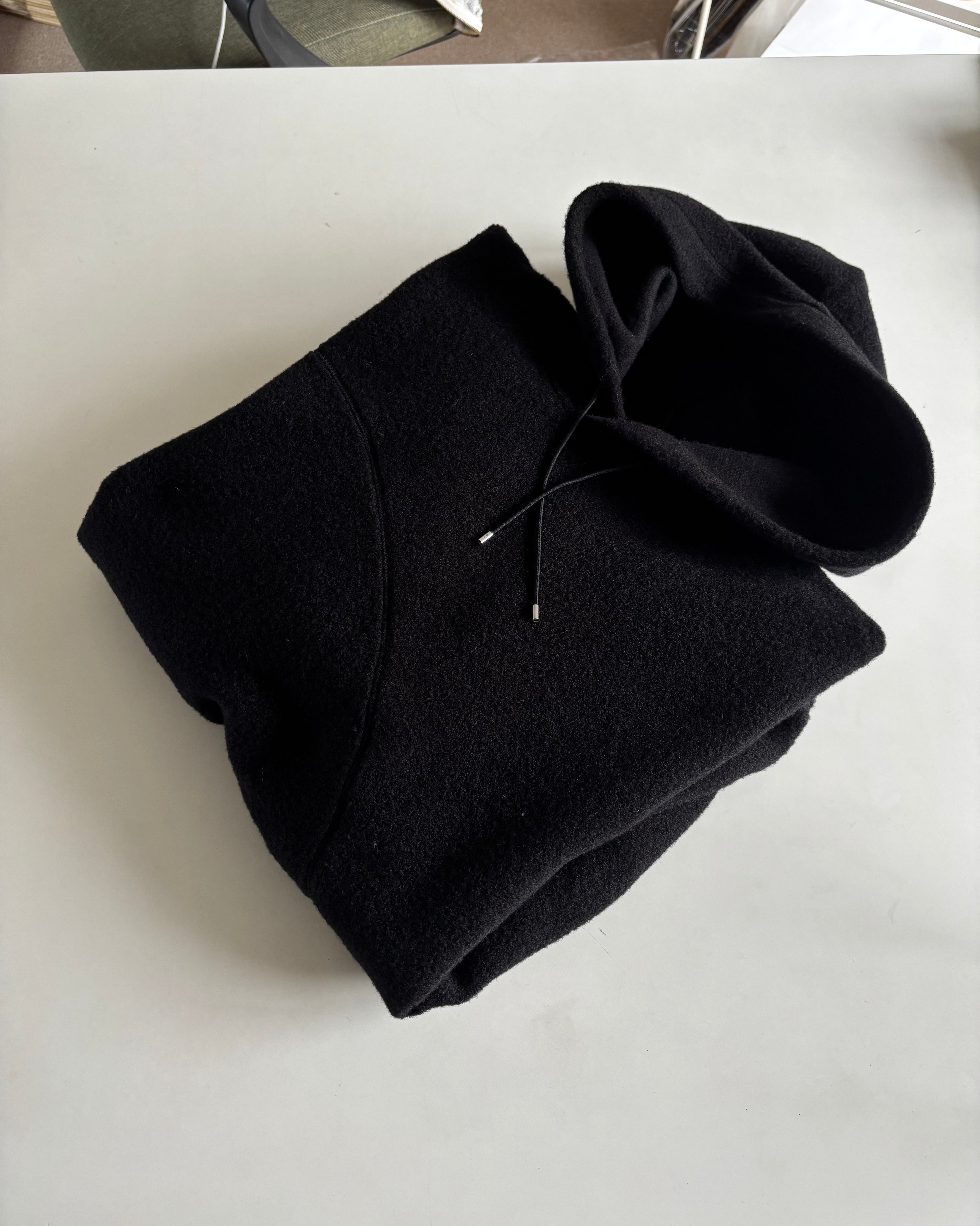 FRACTURE HOODIE – ABELIAEDOWARDGOUCHA