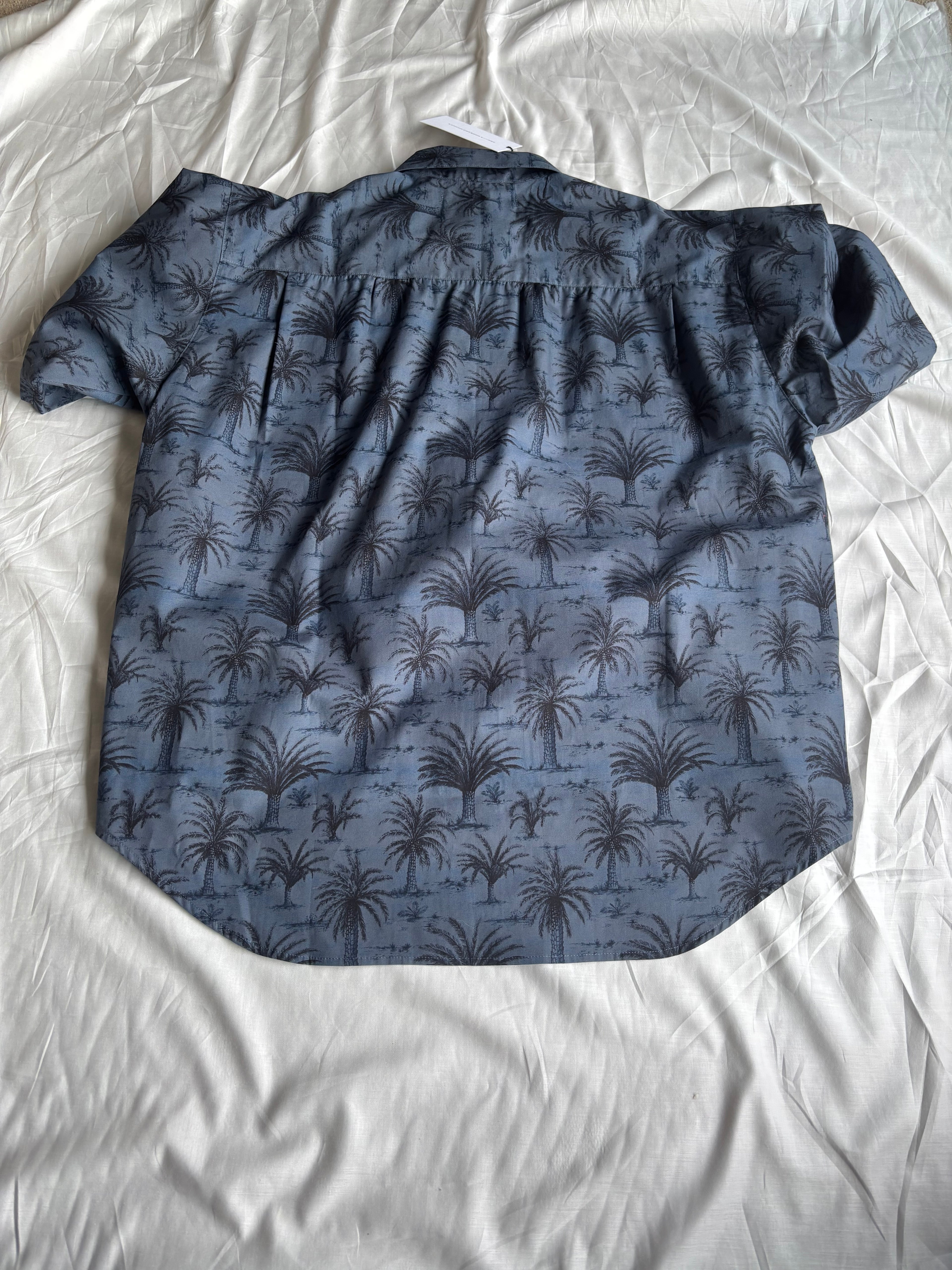 SS SHIRT someone's resort