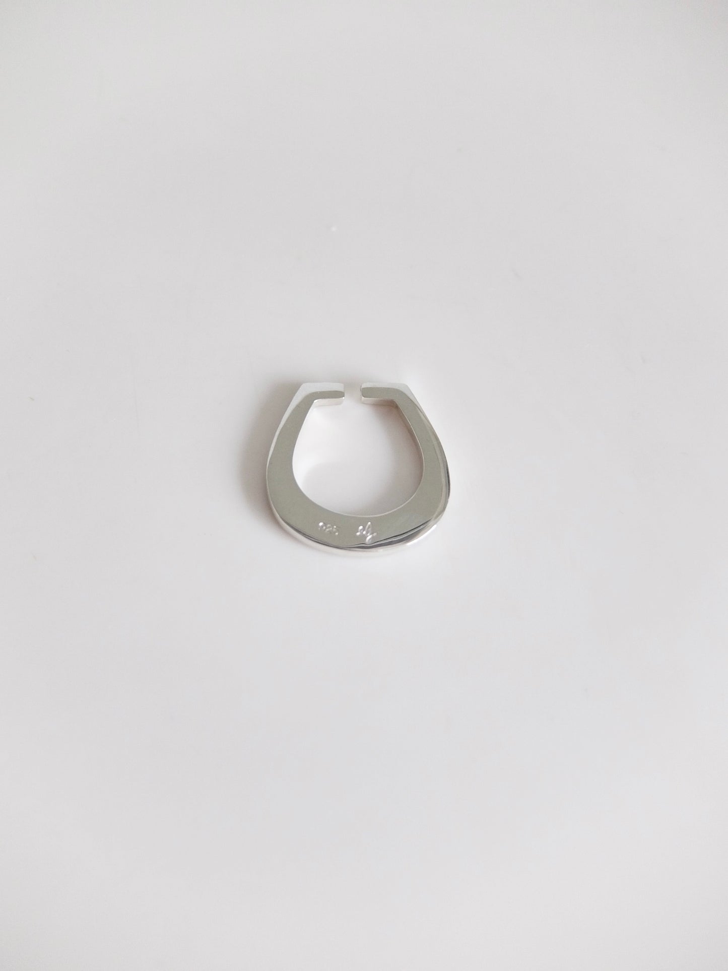 CLEANMAN Ring charm