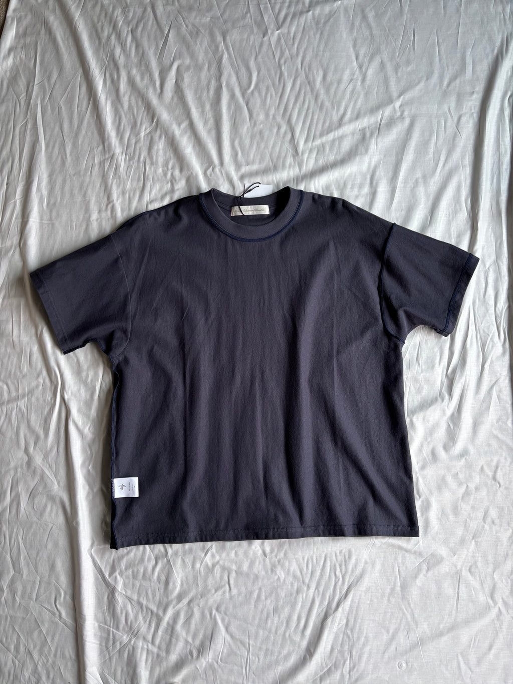 CLASSIC T-SHIRT