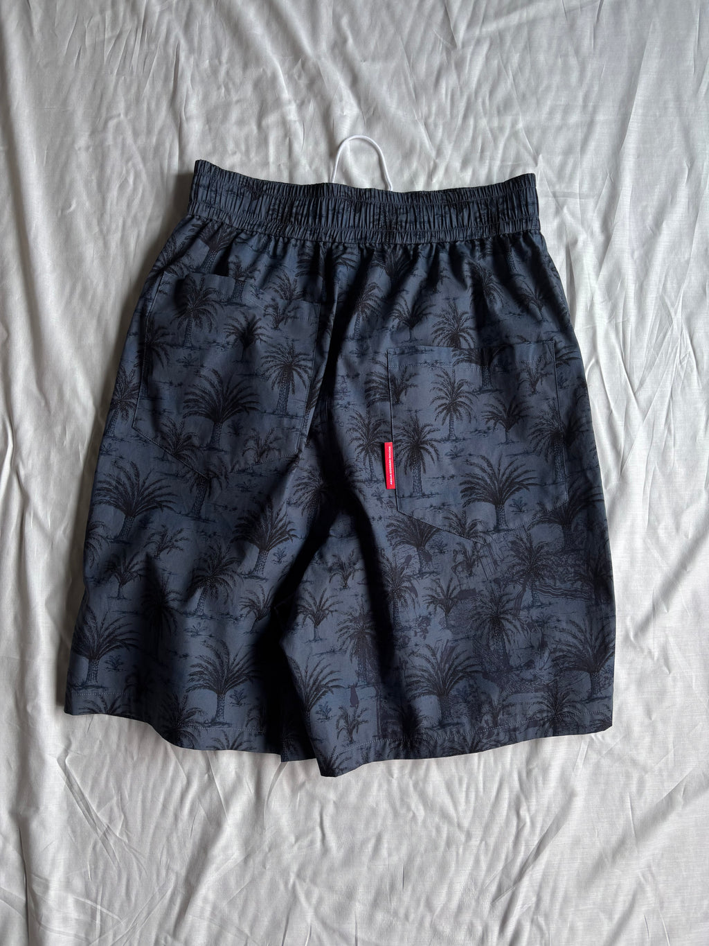 ECHO SHORTS someone's resort