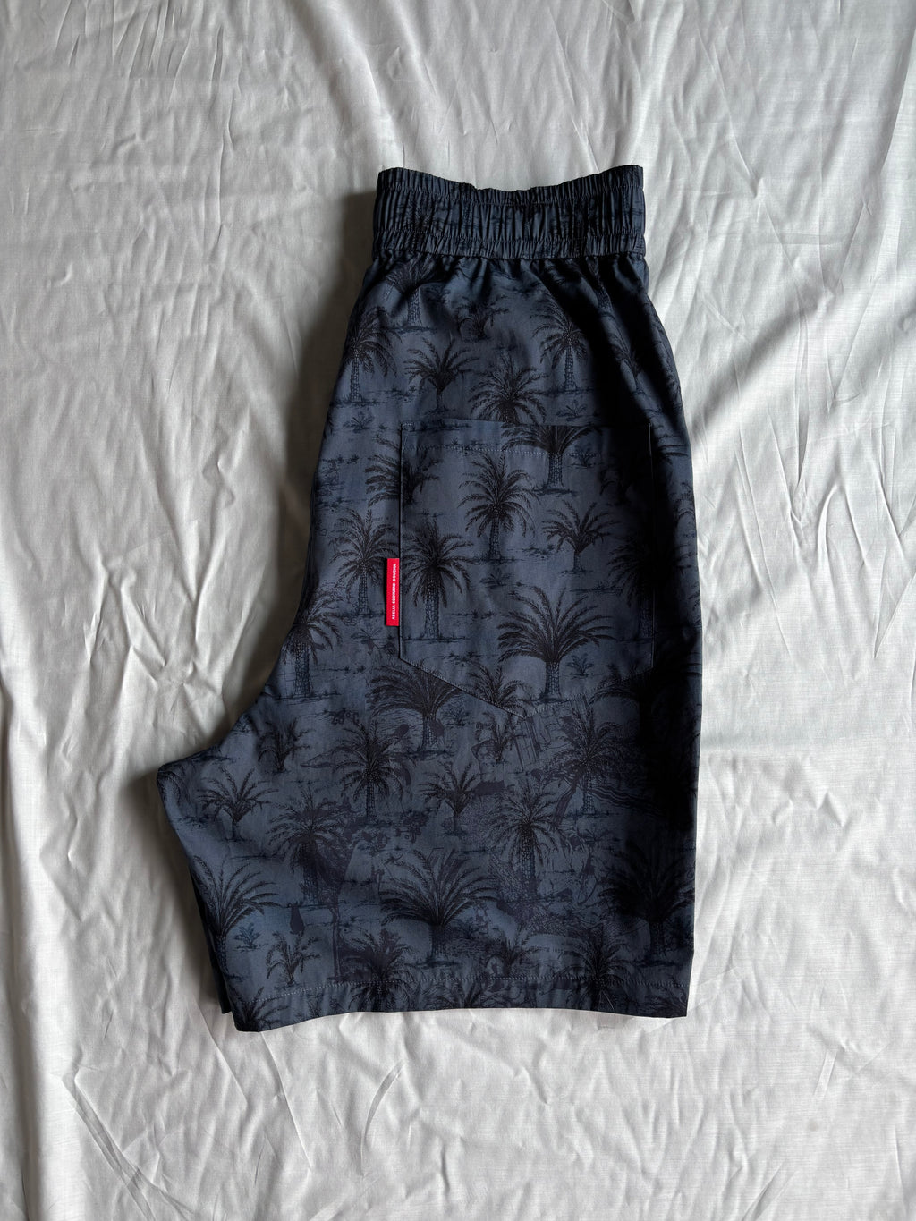 ECHO SHORTS someone's resort
