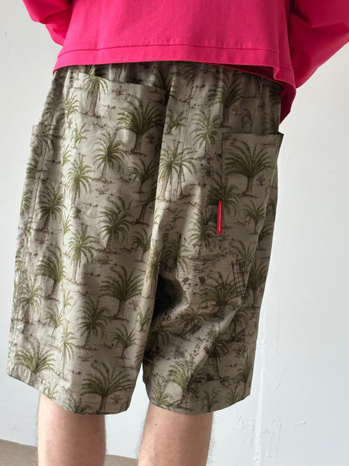 ECHO SHORTS someone's resort