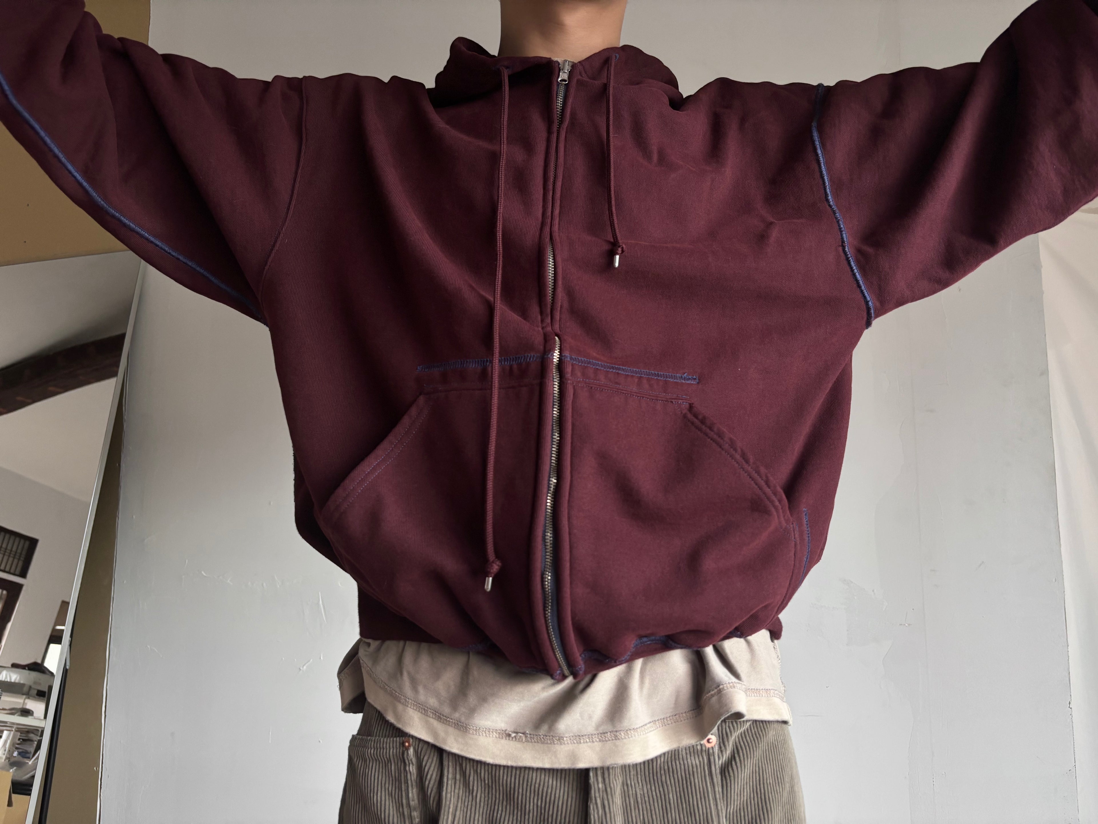 CLASSIC ZIP HOODIE Limited Color